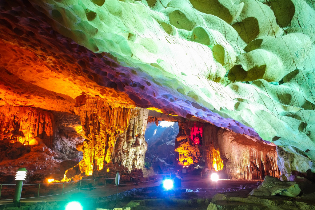 SUNG SOT cave is famous place in Ha Long bay, vietnam